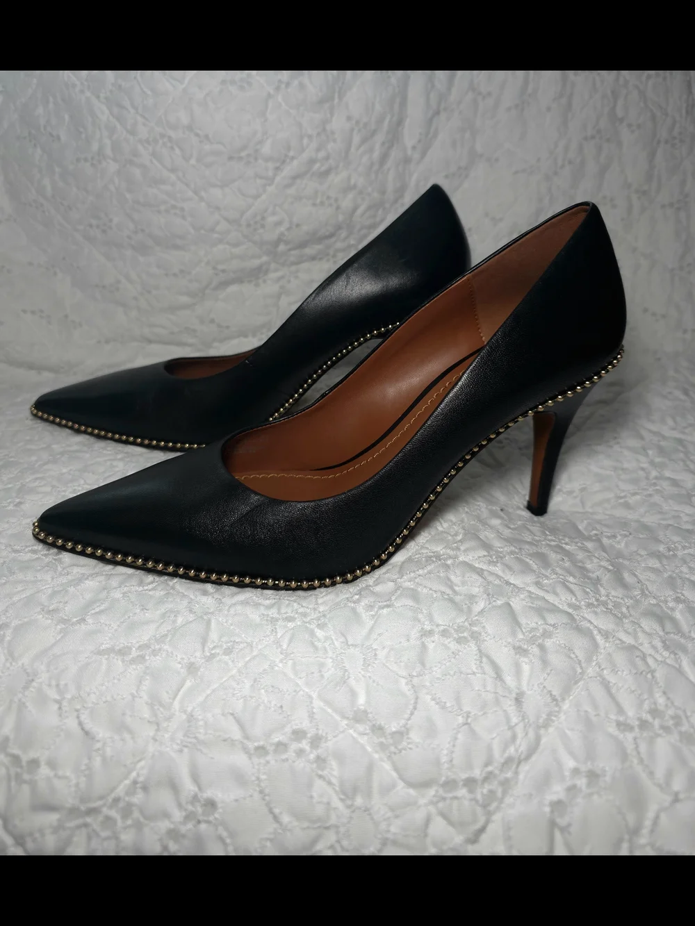COACH Black Leather Studded Pointed Toe Pumps Heels Size 10 Gold Beads